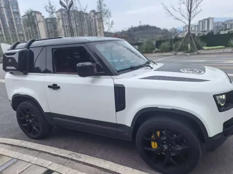 2022 Land Rover Defender 3.0T 400HP L6 8AT