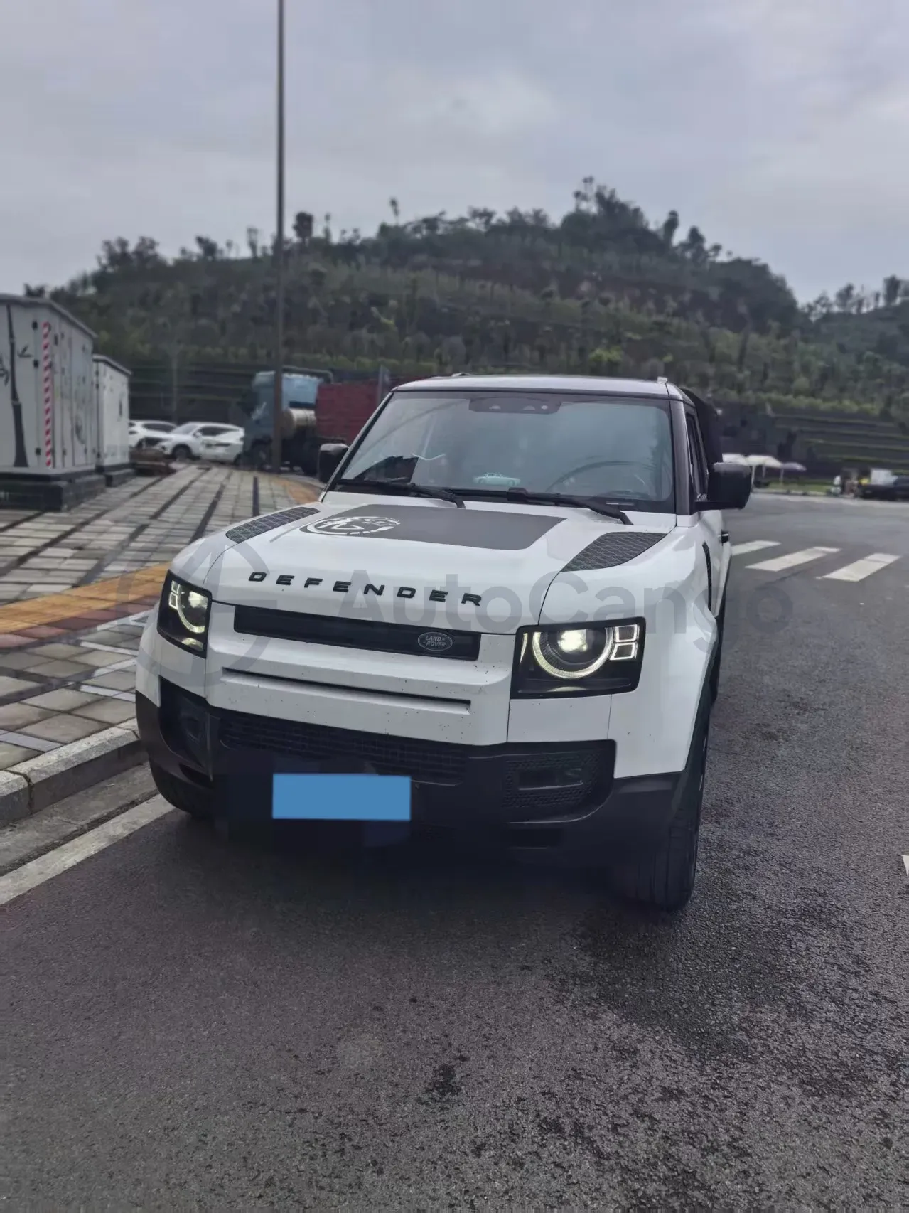 2022 Land Rover Defender 3.0T 400HP L6 8AT,autocango,china used car exporter,china ev exporter,chinese used car exporter,chinese used ev exporter