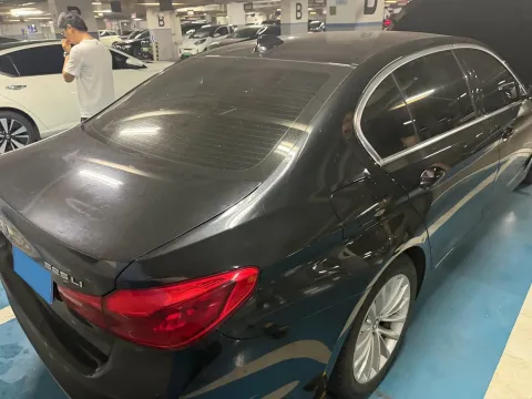 2020 BMW 5 Series 2.0T 184HP L4 8AT