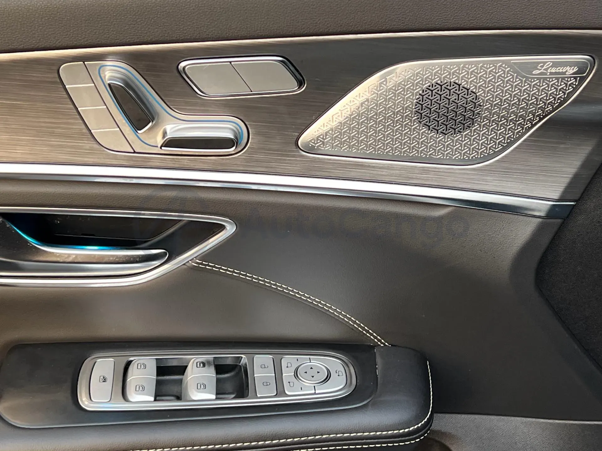 2021 Jetour X70 Plus 1.6T 197HP L4 7DCT,autocango,china used car exporter,china ev exporter,chinese used car exporter,chinese used ev exporter