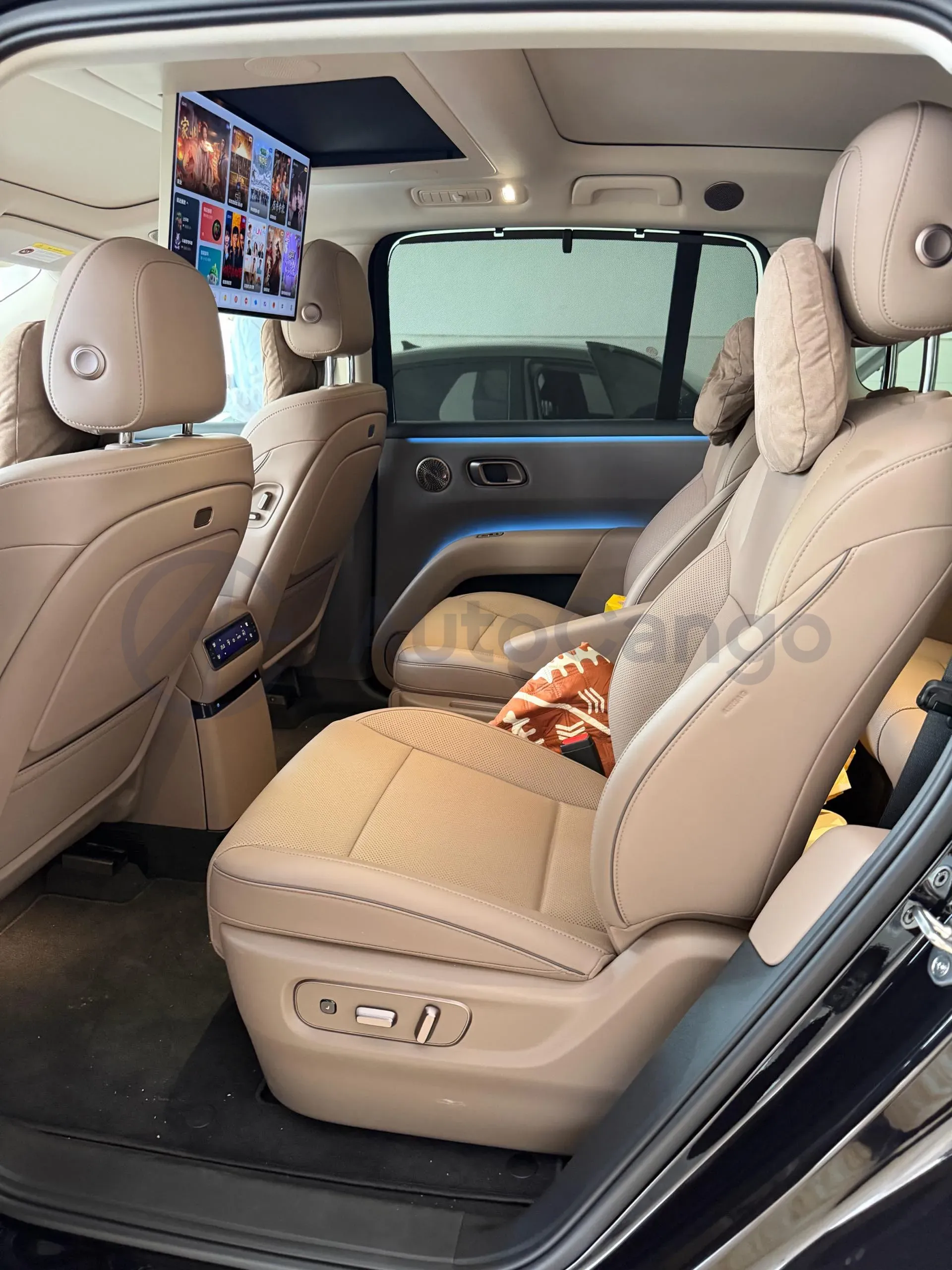 2025 Li i8 BEV,autocango,china used car exporter,china ev exporter,chinese used car exporter,chinese used ev exporter