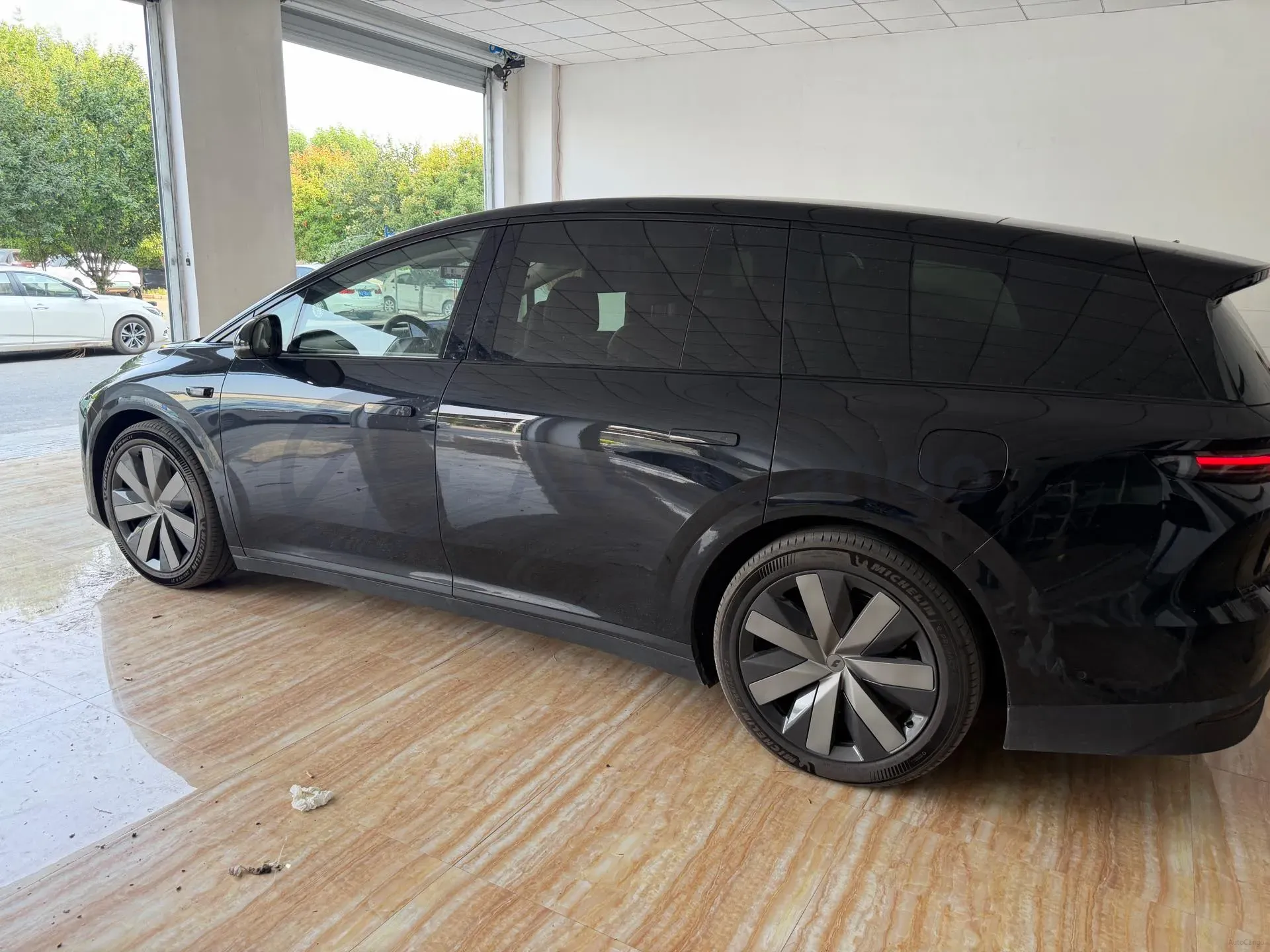 2025 Li i8 BEV,autocango,china used car exporter,china ev exporter,chinese used car exporter,chinese used ev exporter