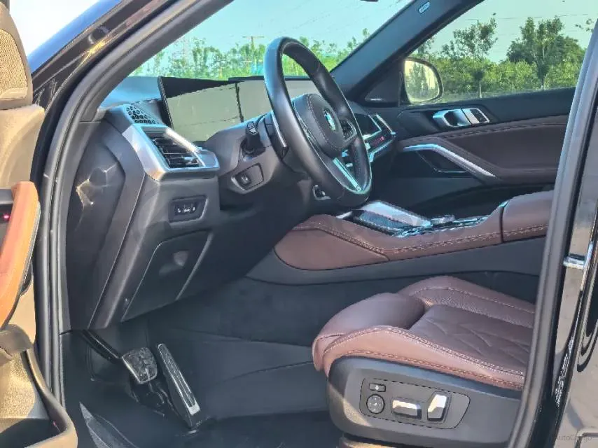 2023 BMW X6 3.0T 381HP L6 8AT,autocango,china used car exporter,china ev exporter,chinese used car exporter,chinese used ev exporter
