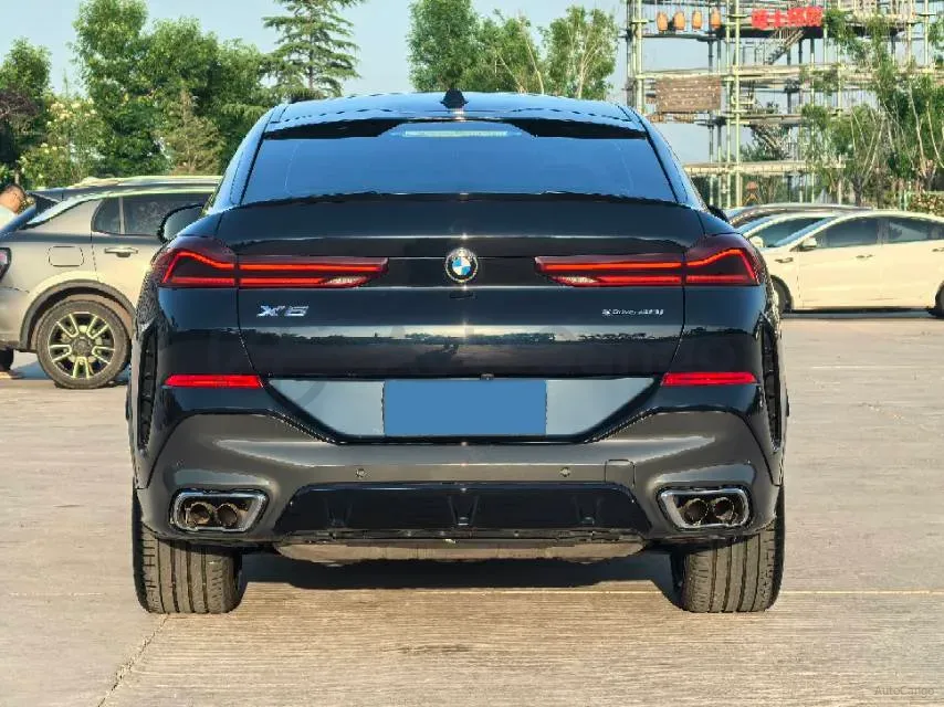 2023 BMW X6 3.0T 381HP L6 8AT,autocango,china used car exporter,china ev exporter,chinese used car exporter,chinese used ev exporter