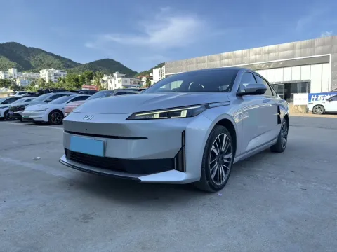 2024 CHANGAN QIYUAN A05,autocango,china used car exporter,china ev exporter,chinese used car exporter,chinese used ev exporter