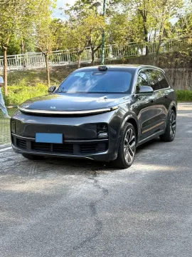 2022 LI L9,autocango,china used car exporter,china ev exporter,chinese used car exporter,chinese used ev exporter