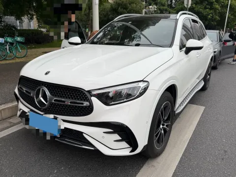 2025 MERCEDES-BENZ GLC CLASS,autocango,china used car exporter,china ev exporter,chinese used car exporter,chinese used ev exporter