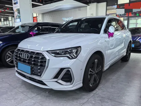 2022 AUDI Q3,autocango,china used car exporter,china ev exporter,chinese used car exporter,chinese used ev exporter