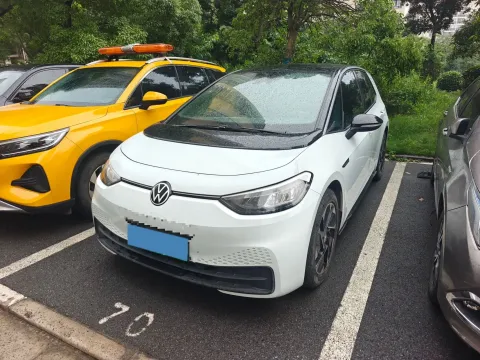 2023 VOLKSWAGEN ID.3,autocango,china used car exporter,china ev exporter,chinese used car exporter,chinese used ev exporter