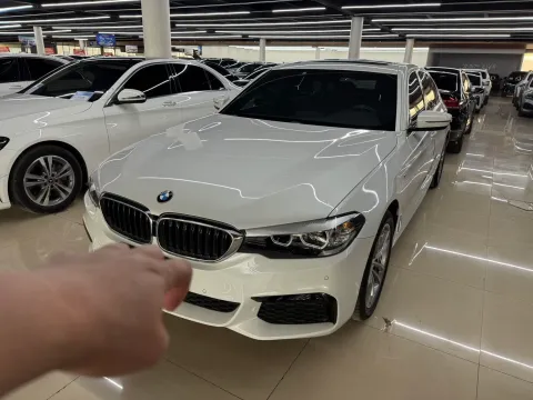 2020 BMW 5 SERIES,autocango,china used car exporter,china ev exporter,chinese used car exporter,chinese used ev exporter