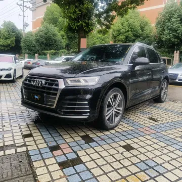 2020 AUDI Q5L,autocango,china used car exporter,china ev exporter,chinese used car exporter,chinese used ev exporter