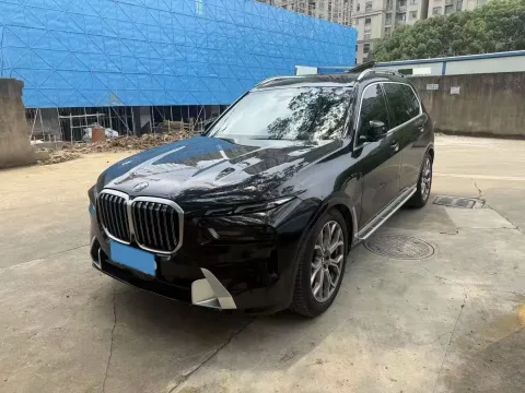 2024 BMW X7,autocango,china used car exporter,china ev exporter,chinese used car exporter,chinese used ev exporter