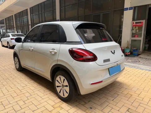 2023 WuLing BinGuo BEV 17.3KWH,autocango,china used car exporter,china ev exporter,chinese used car exporter,chinese used ev exporter