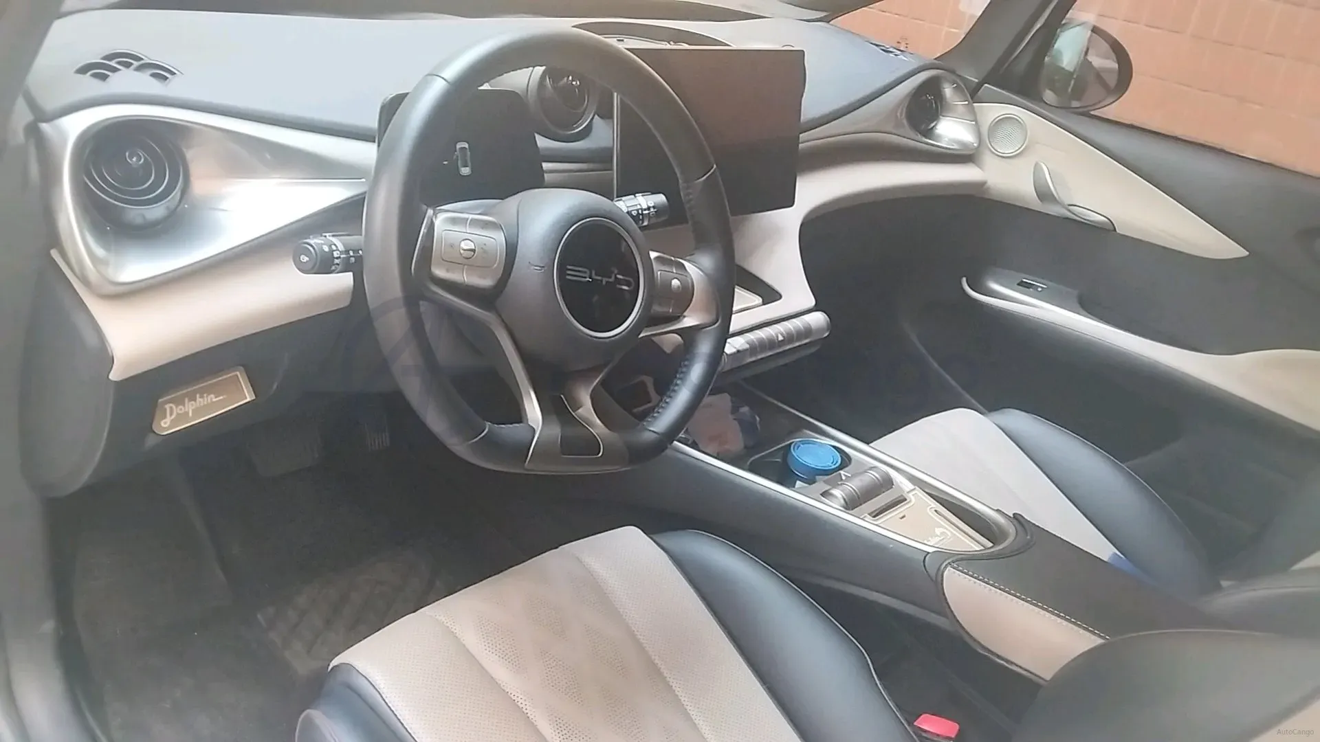 2023 BYD Dolphin BEV 44.928KWH,autocango,china used car exporter,china ev exporter,chinese used car exporter,chinese used ev exporter
