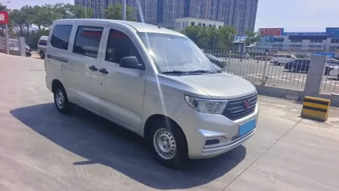 2021 WuLing RongGuang Mini Truck 1.2L 76HP L4 5MT,autocango,china used car exporter,china ev exporter,chinese used car exporter,chinese used ev exporter