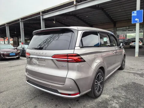 2023 Roewe iMAX8 2.0T 234HP L4 8AT