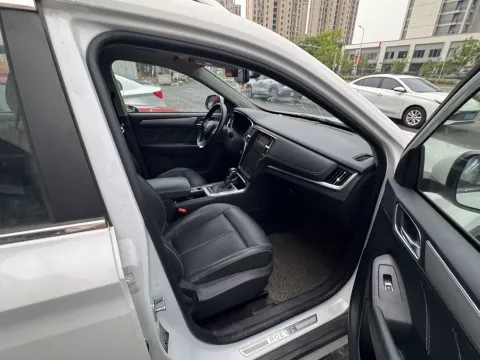 2018 Roewe RX5 1.5T 169HP L4 7DCT