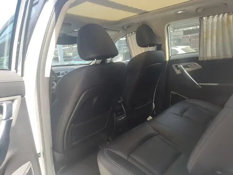2020 Roewe i6 1.5T 169HP L4 7DCT,autocango,china used car exporter,china ev exporter,chinese used car exporter,chinese used ev exporter