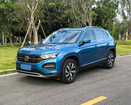 2019 JEEP CHEROKEE,autocango,china used car exporter,china ev exporter,chinese used car exporter,chinese used ev exporter