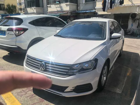 2019 CHANGAN EADO XT,autocango,china used car exporter,china ev exporter,chinese used car exporter,chinese used ev exporter