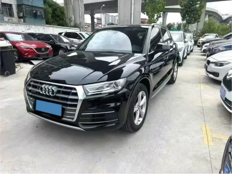 2020 AUDI Q5L,autocango,china used car exporter,china ev exporter,chinese used car exporter,chinese used ev exporter