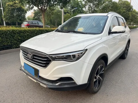 2018 BESTUNE X40,autocango,china used car exporter,china ev exporter,chinese used car exporter,chinese used ev exporter
