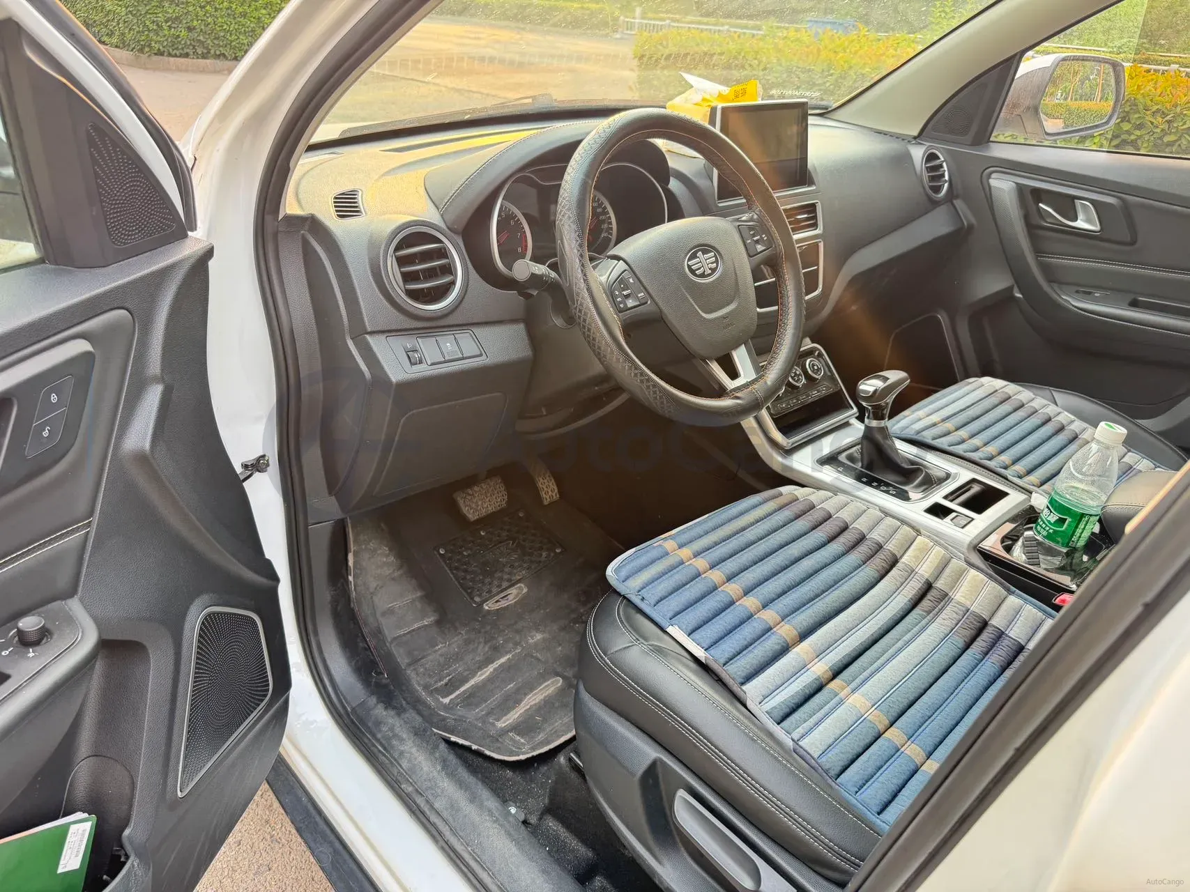 2018 Bestune X40 1.6L 114HP L4 6AT,autocango,china used car exporter,china ev exporter,chinese used car exporter,chinese used ev exporter