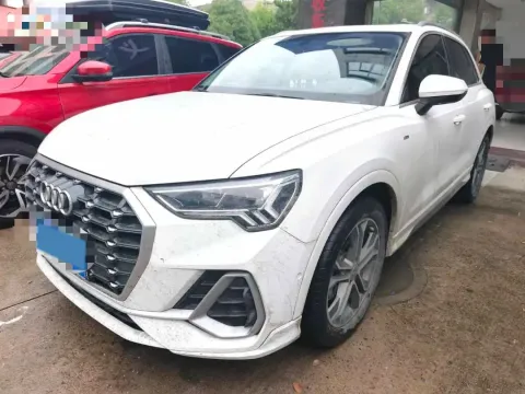 2021 AUDI Q3,autocango,china used car exporter,china ev exporter,chinese used car exporter,chinese used ev exporter