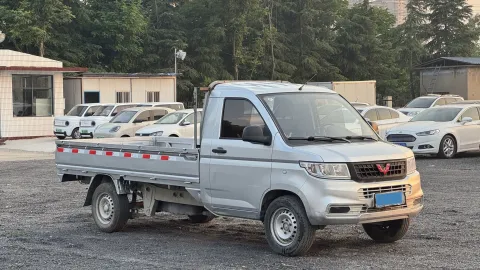 2021 WuLing RongGuang New Truck 1.8L 125HP L4 5MT,autocango,china used car exporter,china ev exporter,chinese used car exporter,chinese used ev exporter