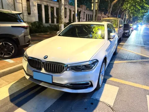 2019 BMW 5 SERIES,autocango,china used car exporter,china ev exporter,chinese used car exporter,chinese used ev exporter