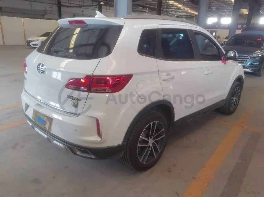 2018 Bestune X40 1.6L 114HP L4 5MT,autocango,china used car exporter,china ev exporter,chinese used car exporter,chinese used ev exporter