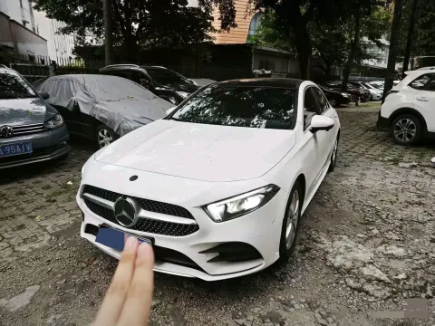 2021 MERCEDES-BENZ A CLASS,autocango,china used car exporter,china ev exporter,chinese used car exporter,chinese used ev exporter