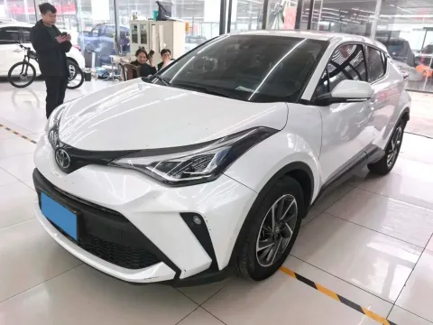 2021 TOYOTA C-HR,autocango,china used car exporter,china ev exporter,chinese used car exporter,chinese used ev exporter