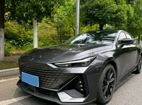 2022 CHANGAN UNI-V,autocango,china used car exporter,china ev exporter,chinese used car exporter,chinese used ev exporter