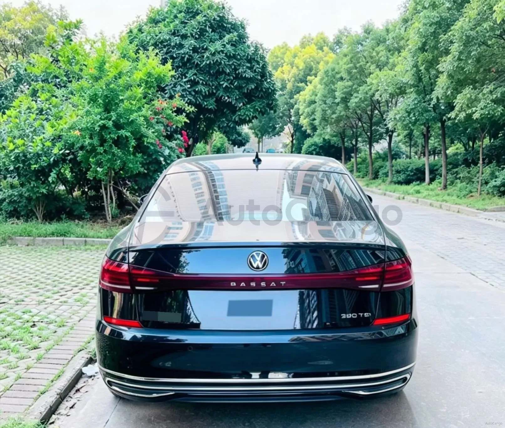 2024 Volkswagen Passat 2.0T 220HP L4 7DCT,autocango,china used car exporter,china ev exporter,chinese used car exporter,chinese used ev exporter