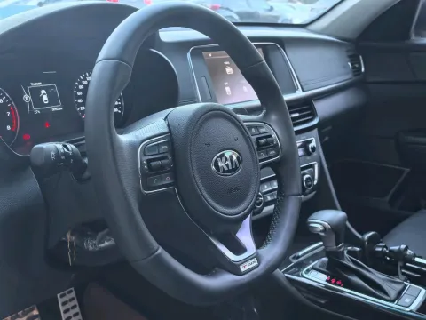 2016 Kia K5 1.6T 180HP L4 7DCT