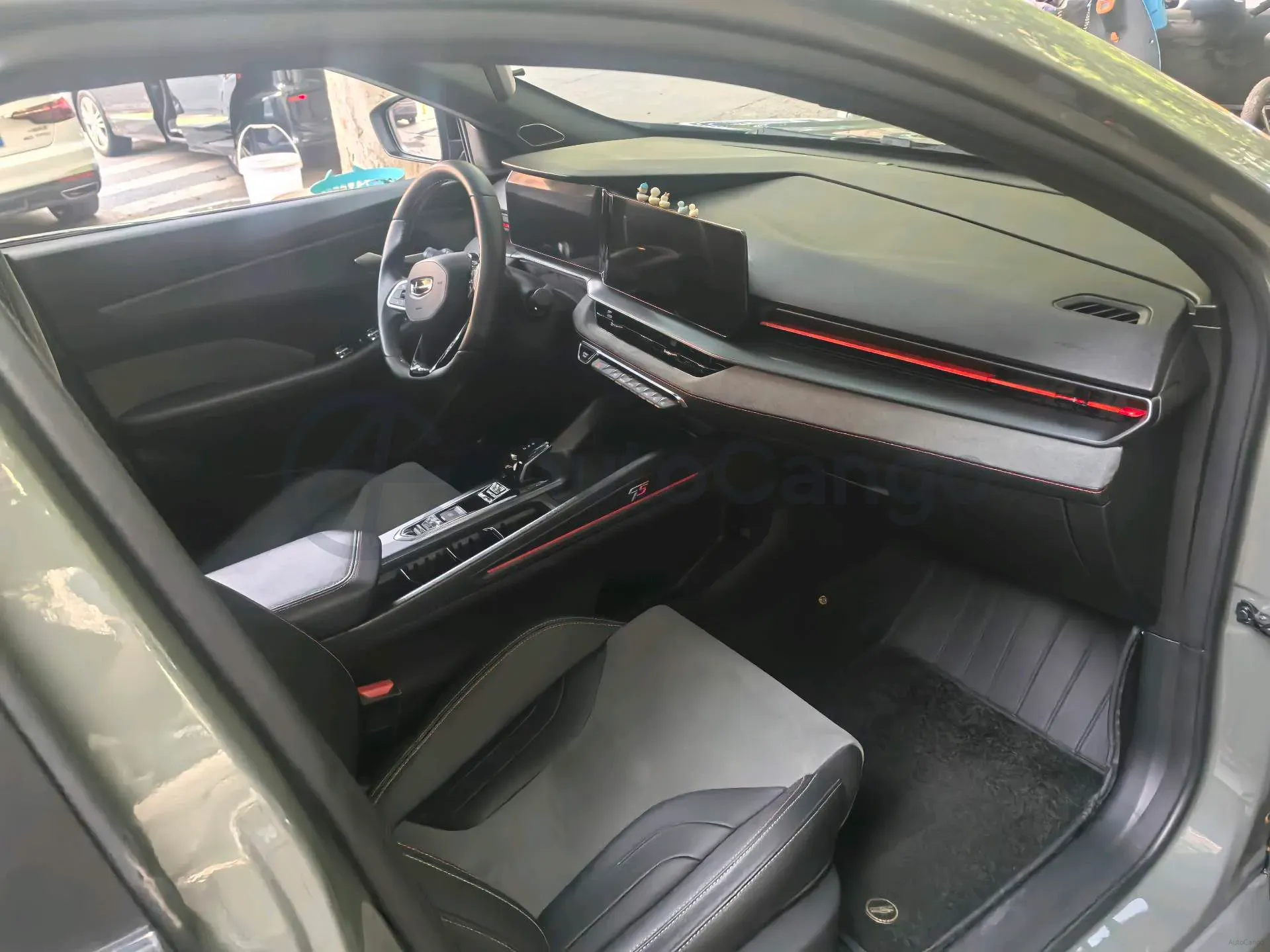 2022 Geely Binray 1.5T 181HP L4 7DCT,autocango,china used car exporter,china ev exporter,chinese used car exporter,chinese used ev exporter
