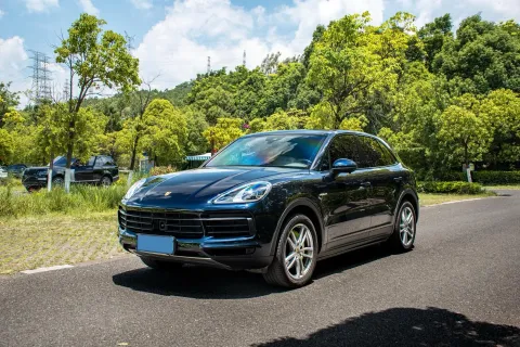 2021 PORSCHE CAYENNE,autocango,china used car exporter,china ev exporter,chinese used car exporter,chinese used ev exporter