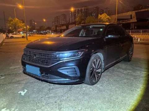 2024 VOLKSWAGEN PASSAT,autocango,china used car exporter,china ev exporter,chinese used car exporter,chinese used ev exporter