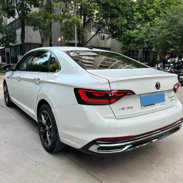 2023 Volkswagen Sagitar 1.5T 160HP L4 7DCT