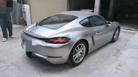 2022 Porsche 718 2.0T 250HP H4 7DCT