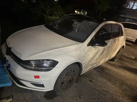 2018 VOLKSWAGEN GOLF,autocango,china used car exporter,china ev exporter,chinese used car exporter,chinese used ev exporter