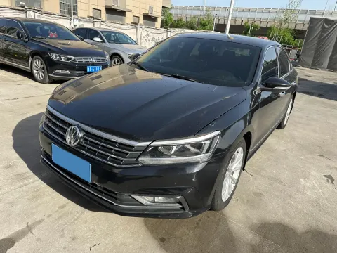 2017 VOLKSWAGEN PASSAT,autocango,china used car exporter,china ev exporter,chinese used car exporter,chinese used ev exporter