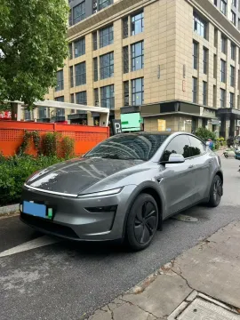 2025 TESLA MODEL Y,autocango,china used car exporter,china ev exporter,chinese used car exporter,chinese used ev exporter
