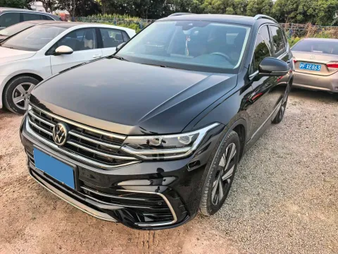 2023 VOLKSWAGEN TIGUAN L,autocango,china used car exporter,china ev exporter,chinese used car exporter,chinese used ev exporter