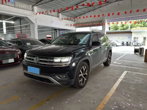2017 VOLKSWAGEN TERAMONT,autocango,china used car exporter,china ev exporter,chinese used car exporter,chinese used ev exporter
