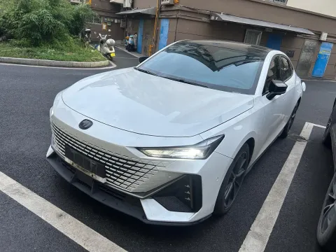 2023 CHANGAN UNI-V,autocango,china used car exporter,china ev exporter,chinese used car exporter,chinese used ev exporter