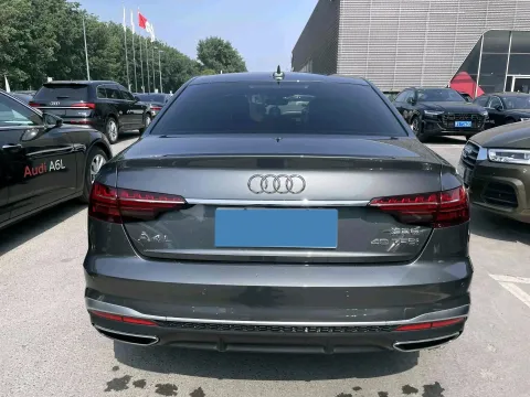 2020 Audi A4L 2.0T 190HP L4 7DCT