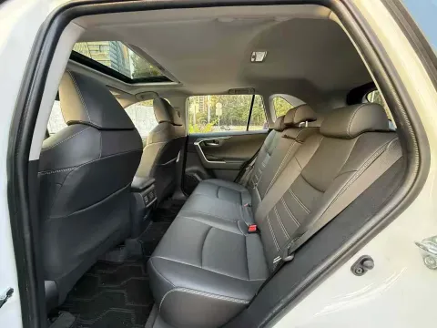 2022 Toyota RAV4 2.0L 171HP L4 CVT