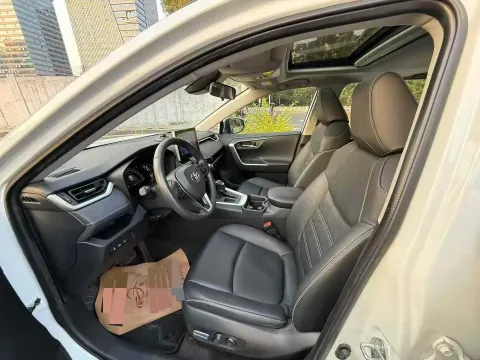 2022 Toyota RAV4 2.0L 171HP L4 CVT